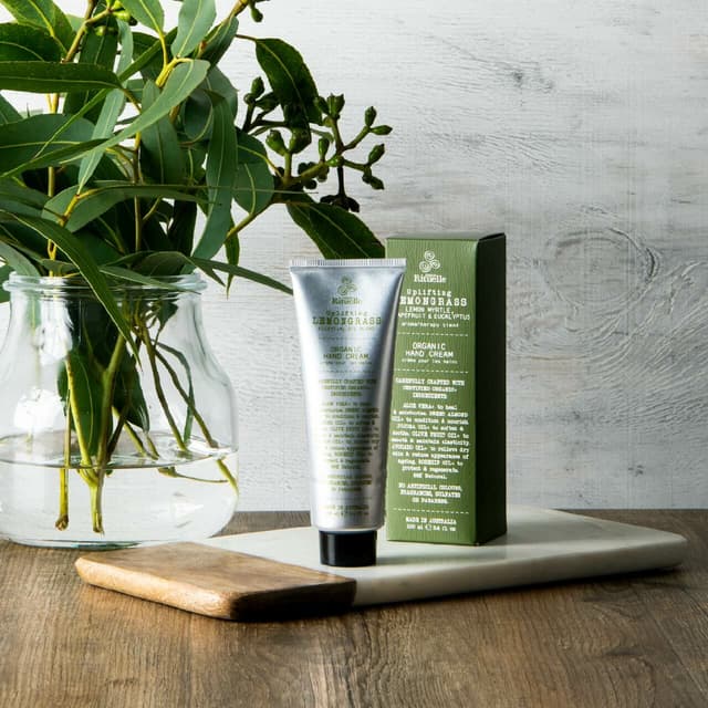 Urban Rituelle Lemongrass, lemon myrtle, grapefruit & eucalyptus Organic Handcream 100ml