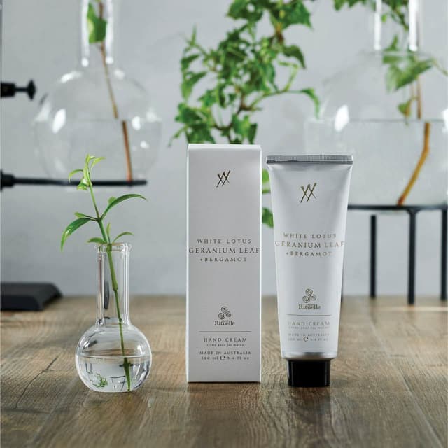Urban Rituelle White Lotus, Geranium Leaf & Bergamot Hand Cream 100ml
