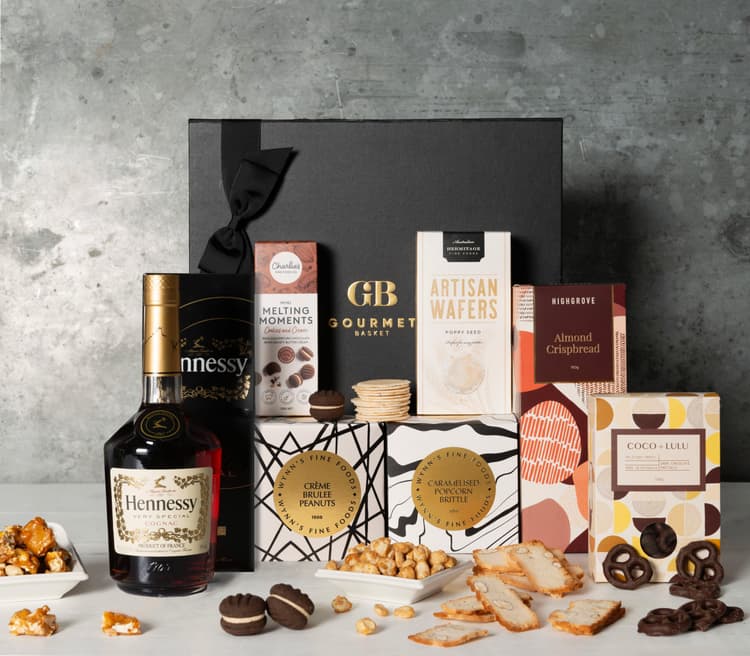 Hennessy Gourmet Remy Martin Gourmet Hamper GB23_Oct_023