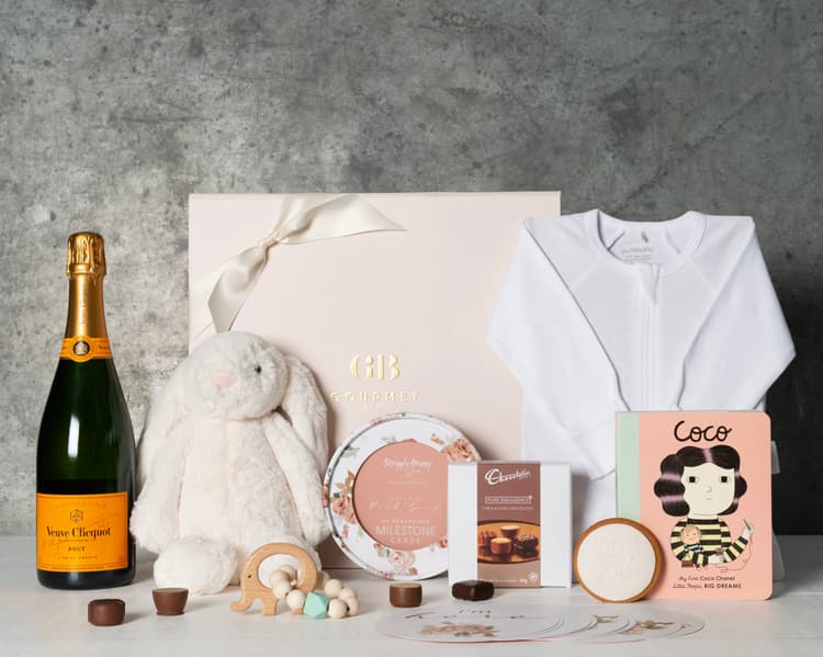 Toast_to_Parenthood_Baby_Girl_GB_20_Baby_048