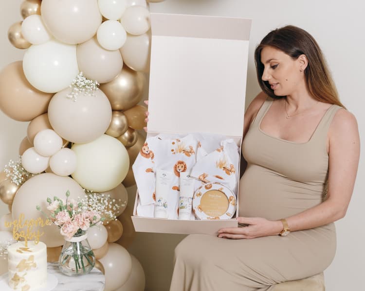 Welcome_to_the_world_baby_boy_hamper (1)