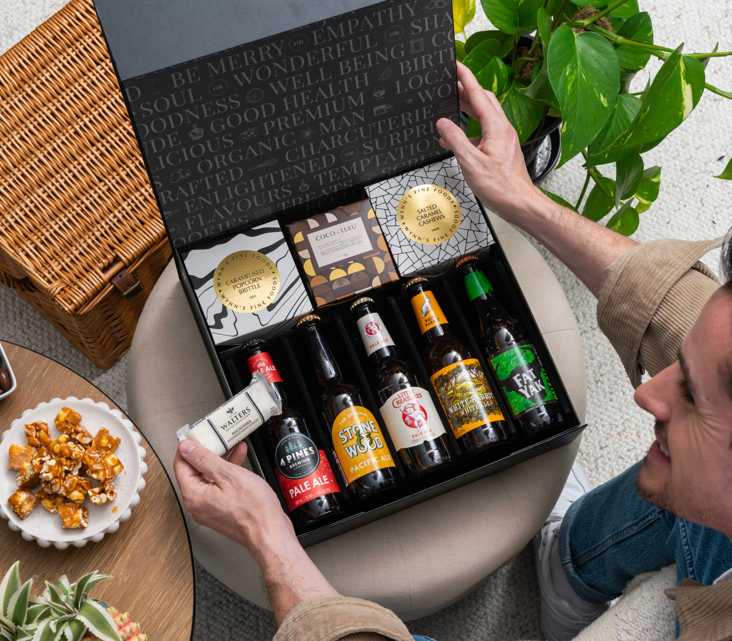 Beer and Sweets Hamper GB24_702