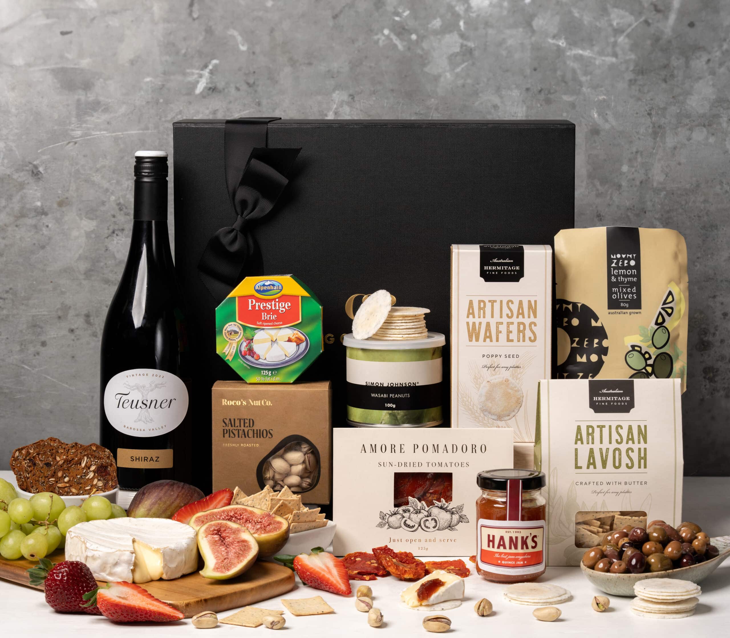 Prestige Brie Cheese and Wine Hamper A7401401-Edit-3