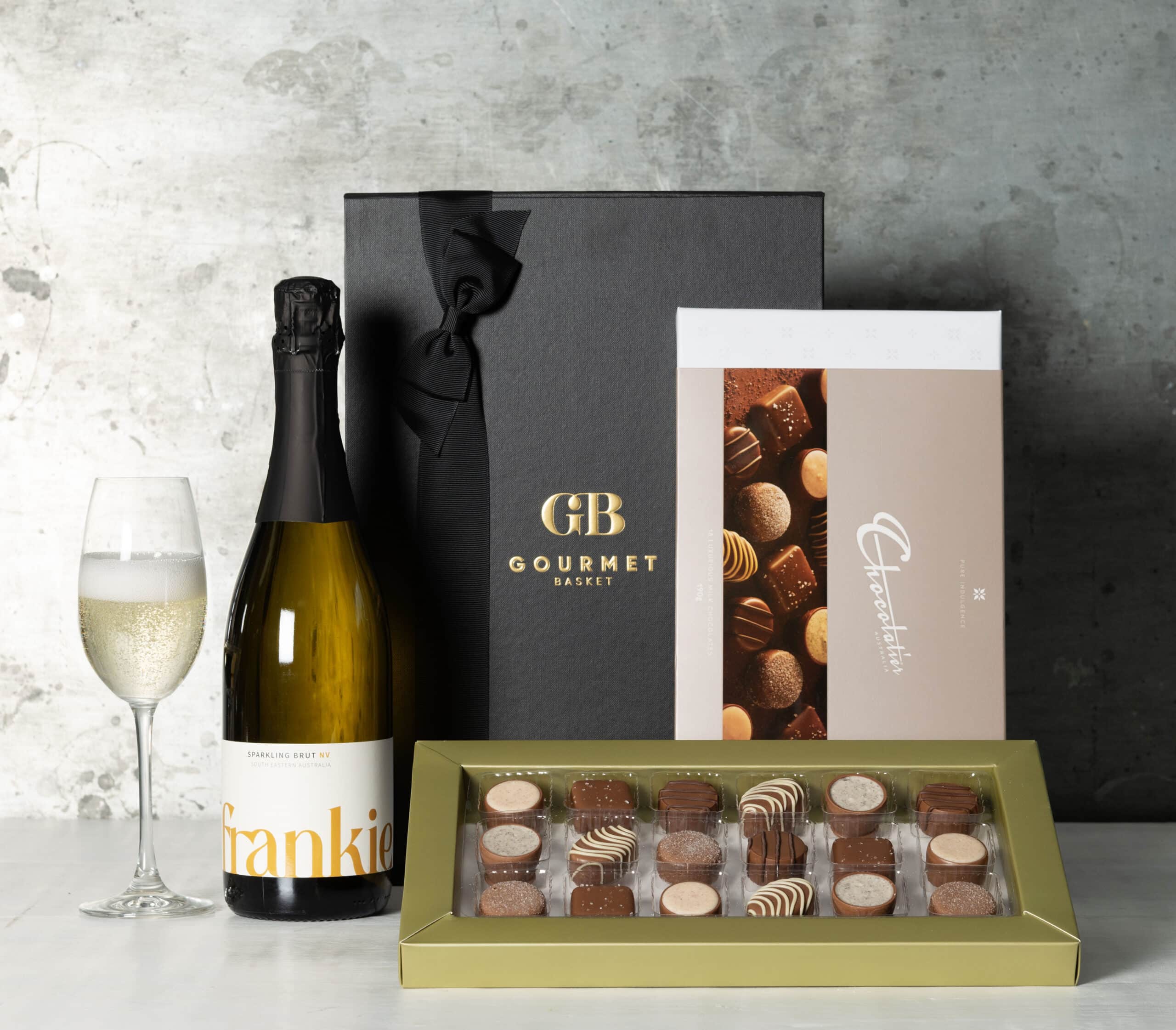 Sparkling & Chocolates GB24_102