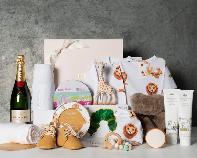 Luxury_Baby_Boy_Hamper_GB_20_Baby_120