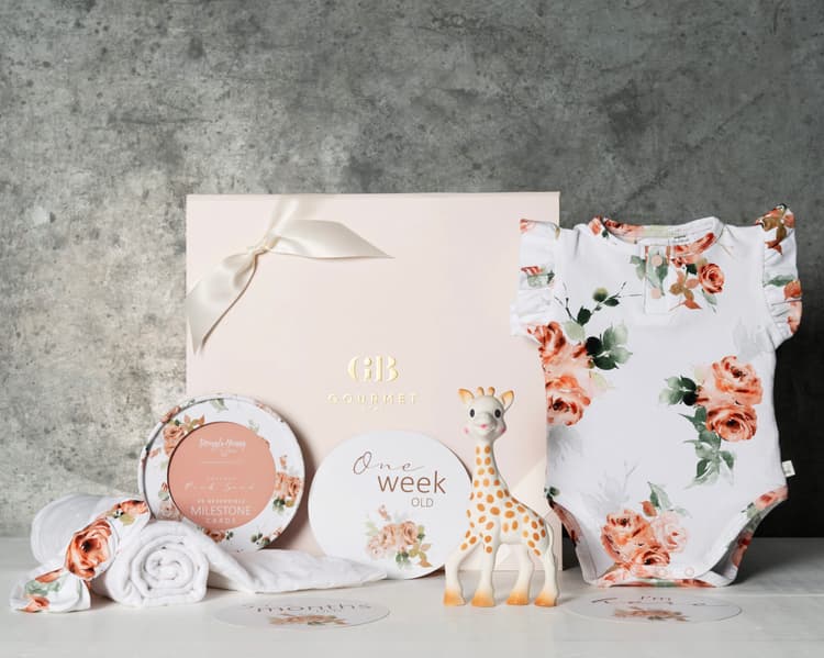 Organic_Rosebud_Baby_Girl_Hamper_GB_20_Baby_043