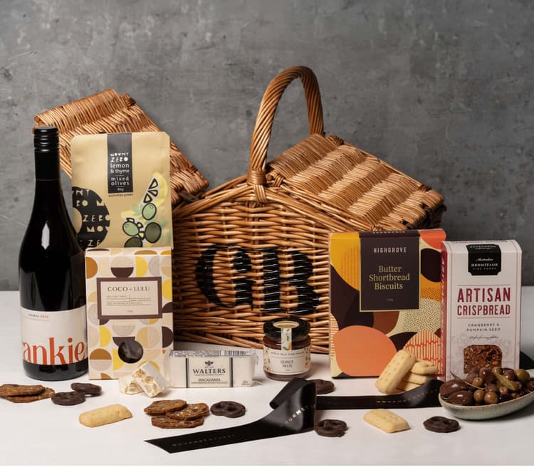 Gourmet Basket Shiraz Edition A7401776-Edit